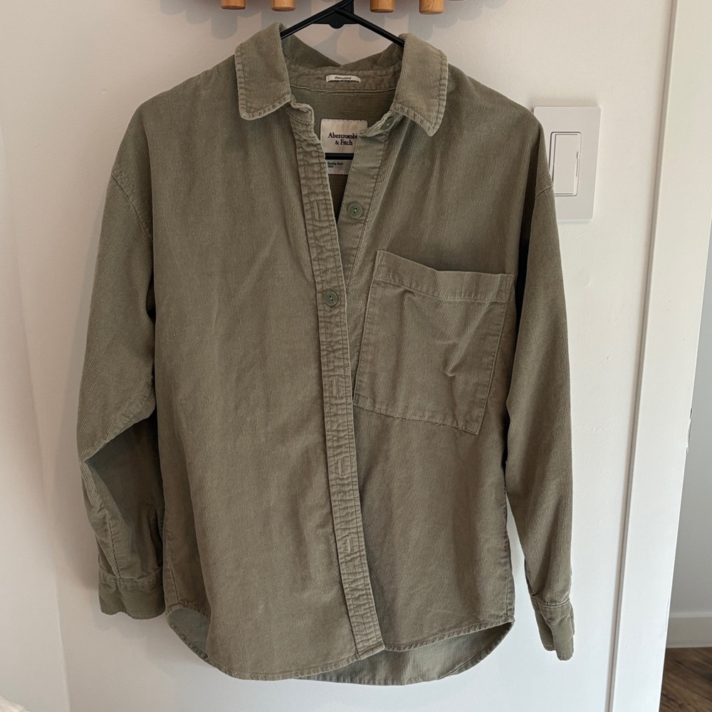 Abercrombie & Fitch Olive Green Button-Up Shirt